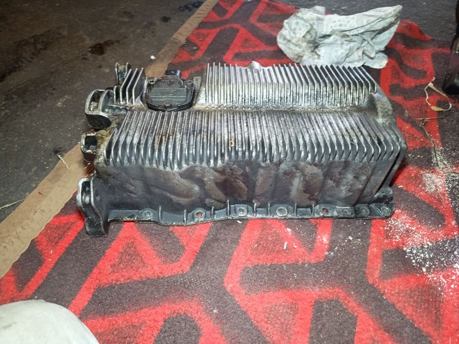 Miska olejowa czujnik 1.6mpi Audi A3 8P VW Skoda Seat oryg kpl gwar