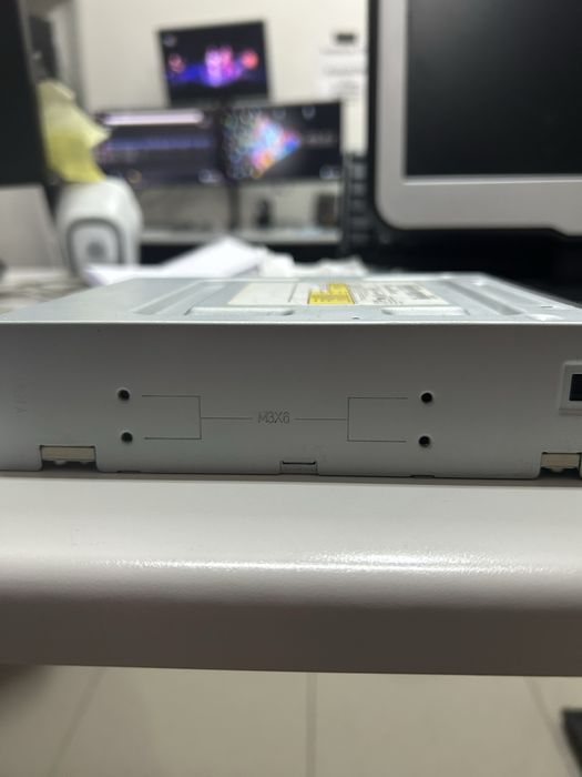 CD Reader and Writer64740217416065124