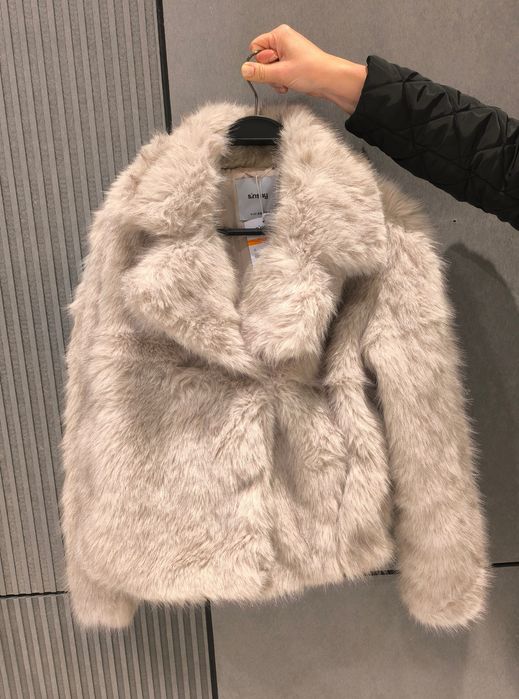 Ciepłe miłe futerko z Sinsay