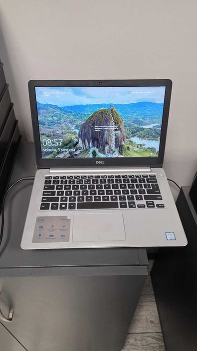Laptop Dell Inspiron 13 5370 i3 8GB SSD 128GB Full HD Win10 Pro – bez baterii