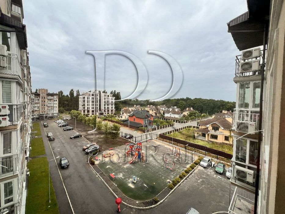 Продаж 3 х кімнатної ЖК Кришталеві Джерела / м.Теремки/Феофанія/ Голос