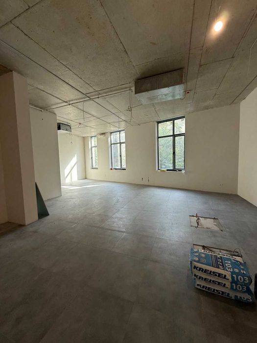 Продаж приміщення на вул. Газова