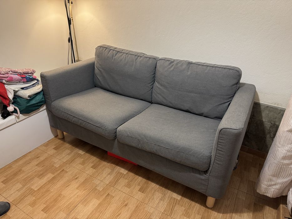 sofá IKEA PÄRUP 2 lugares - cinza escuro