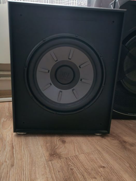 Dwa subwoofery  12" subwoofer
