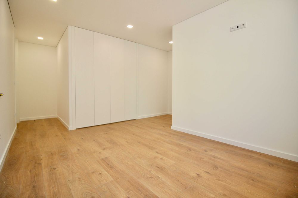 Apartamento T2 à venda em Braga (Maximinos, Sé e Cividade), Braga — foto 10