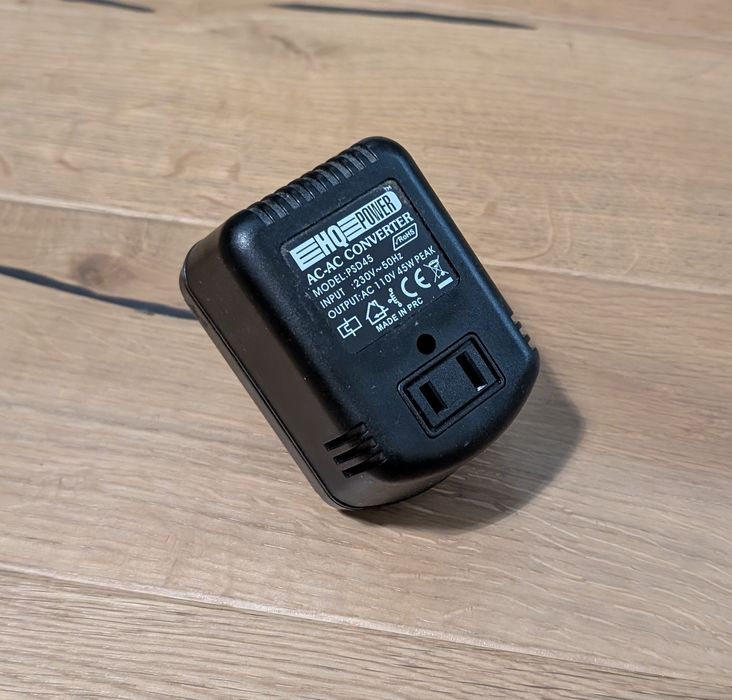 Uniwersalny konwerter 230V na 110V adapter przejściówka 40W