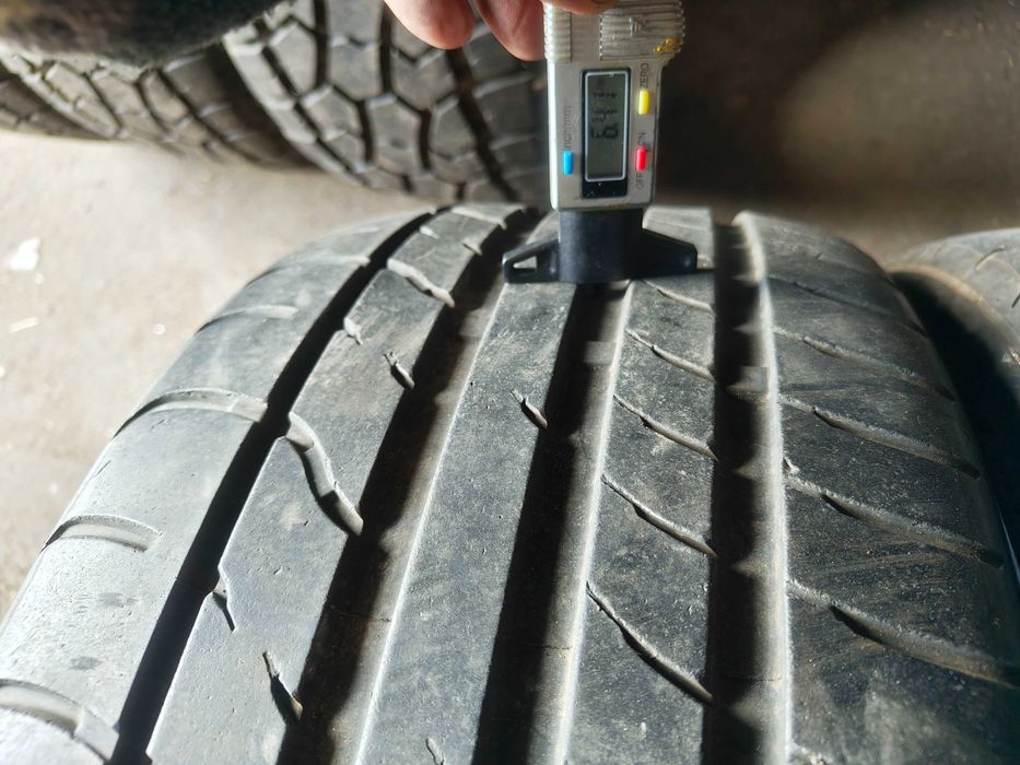 Opony letnie uzywane 245 35 R19 Maxxis 2017 rok 2 sztuki L105