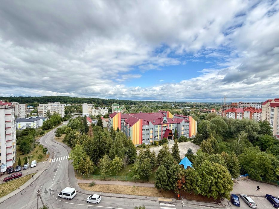 178,9 м² у Трускавці за 590 $/м² — квартира-пентхаус з можливістю поділу