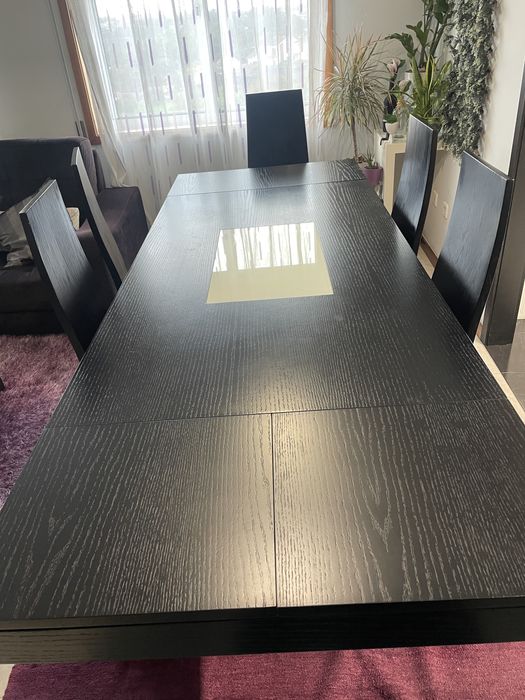 Mesa de sala de jantar