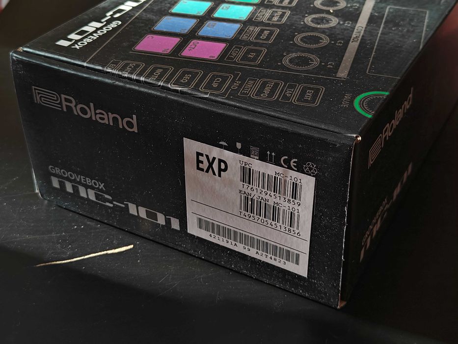 Groovebox/Drum machine Roland MC101 Nowy