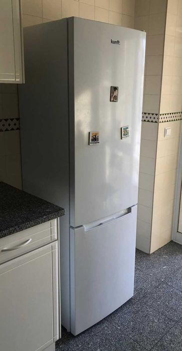 PARA DESPACHAR: Frigorífico Kunft