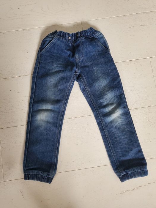Spodnie jeans rozmiar 122