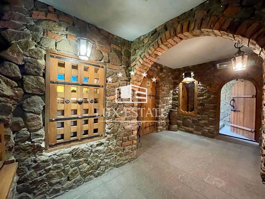Ресторан 290 м² с террасой и оборудованием | Демеевская | Голосеевский р-н | Аренда