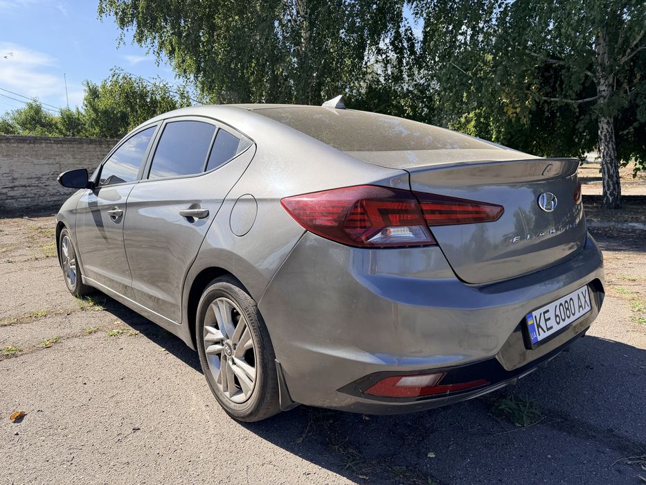 Продам Hyundai Elantra