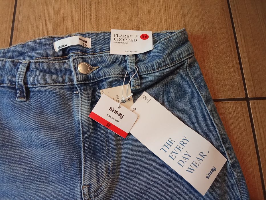 Spodnie Flare Cropped 36 Sinsay