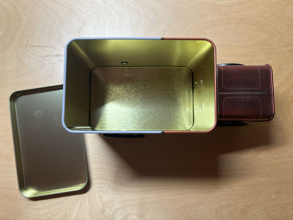 Музикальна іграшка-машинка