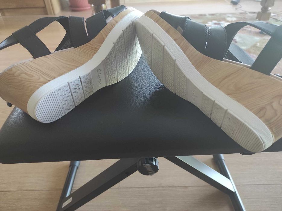 sandały, koturny, wygodne, clarks