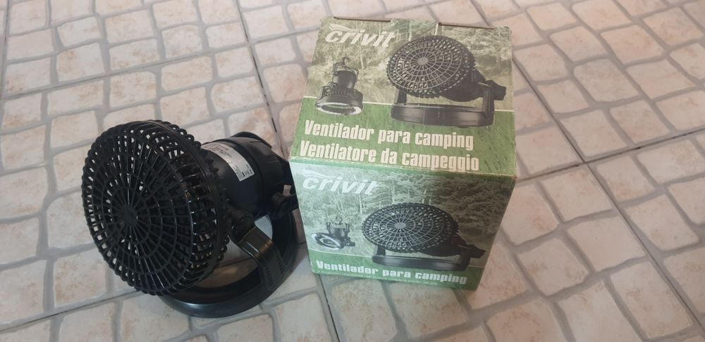Ventilador e candeeiro de campismo