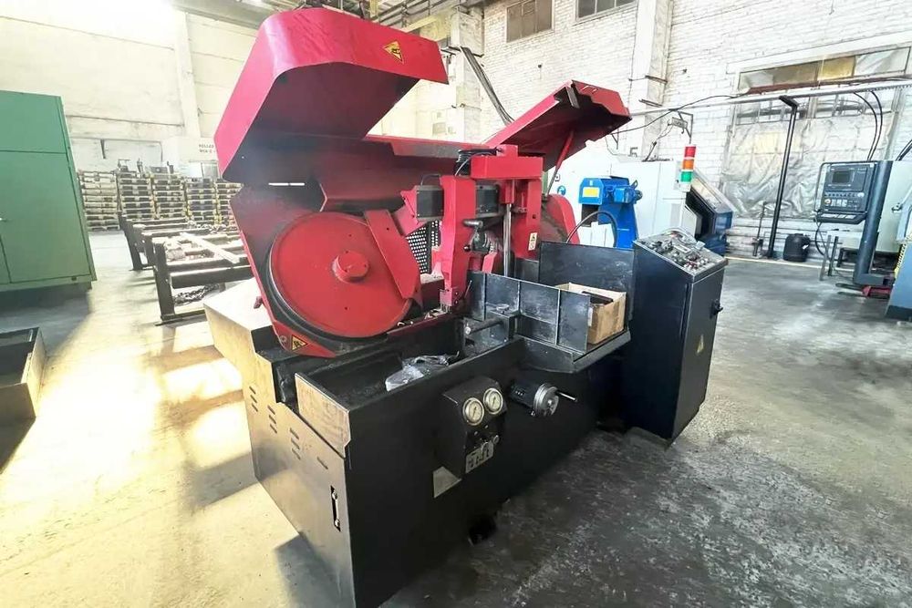 Ленточнопильные станок / Стрічкопильний верстат AMADA HA 400 W