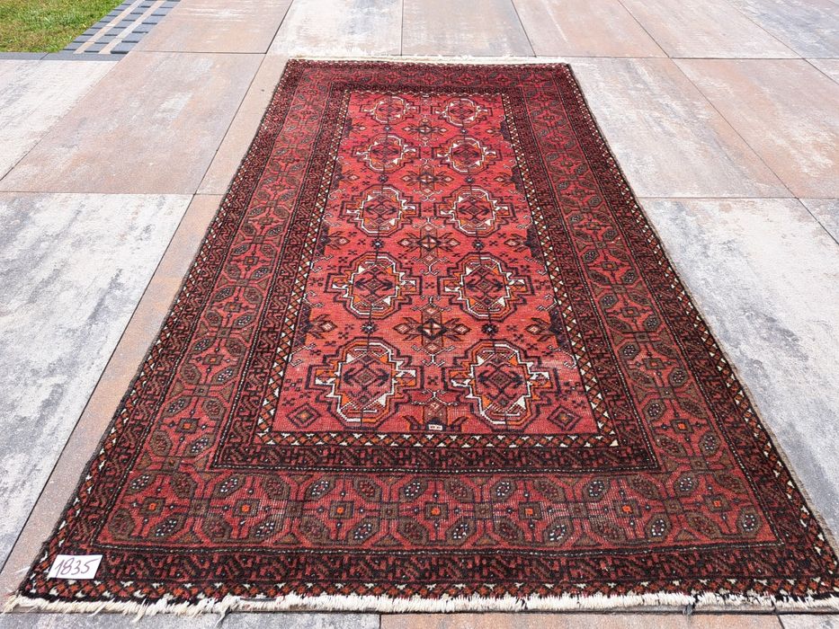 Perski Dywan Beloutch 106 × 192 cm – Ręcznie Tkany, Naturalna Wełna, Ponadczasowy Styl
