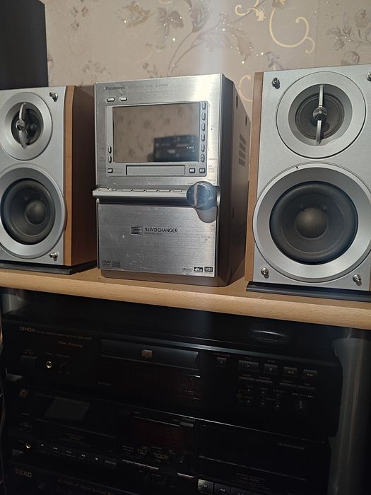 Музыкальный центр panasonic SA-PM91D.