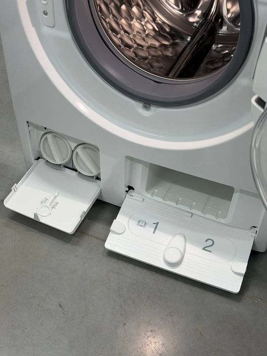 ГАРАНТІЯ Miele WWR 880 WPS: Флагманська пральна машина / Стиральная машина