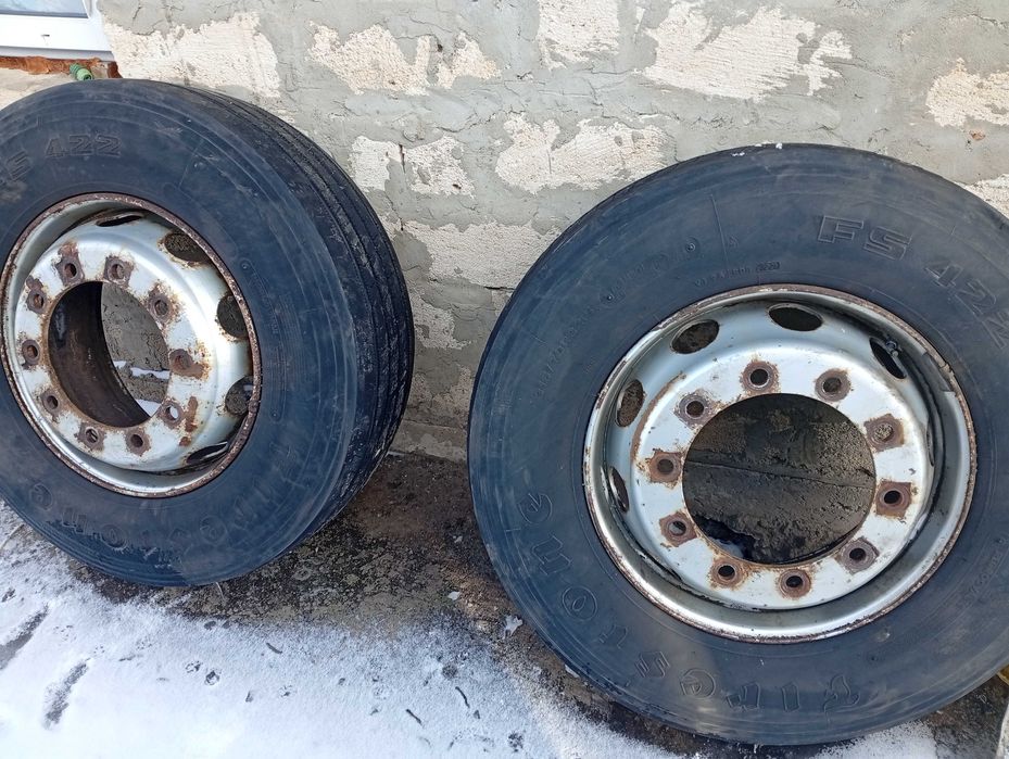 Шини з дисками 315/70/22.5