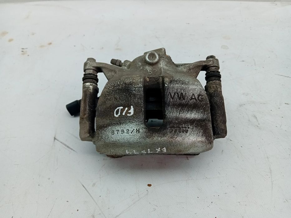 Pinça travão / maxila de travão frente direita SEAT Ateca (KH7)