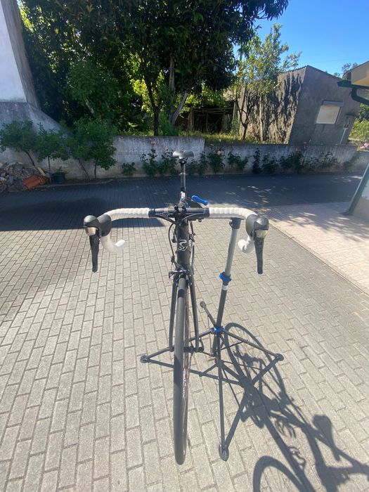 Bicicleta Cannondale CAAD10 56 – Shimano 10v – Muito Bom Estado