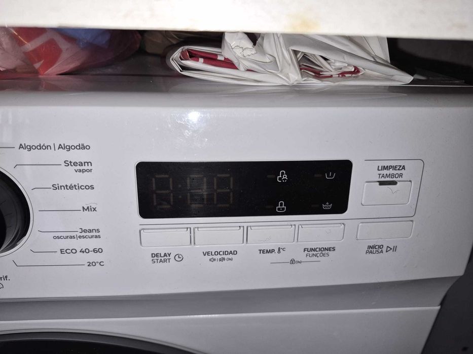 Máquina de lavar roupa TEKA - 8 kg