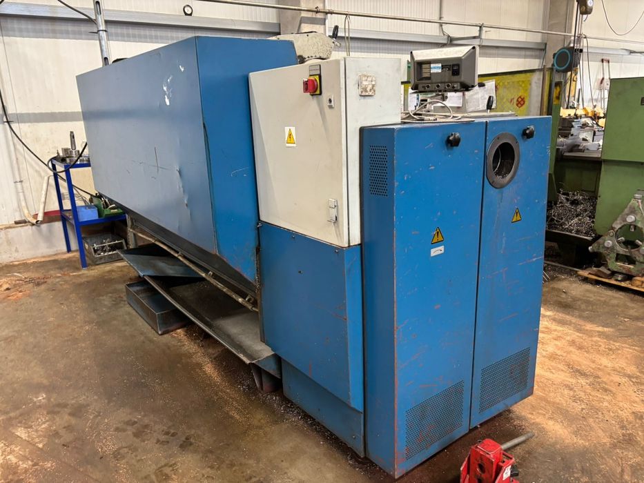 Tokarka TUR 560 Przelot 105mm 2002rok Export odczyt okular EXPORT