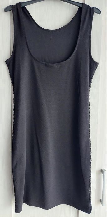 Sukienka z cekinami Vero Moda