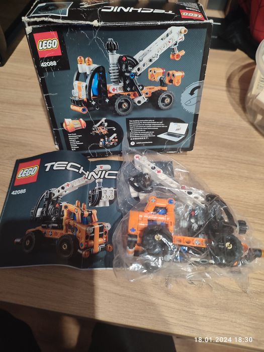 LEGO technic 42088