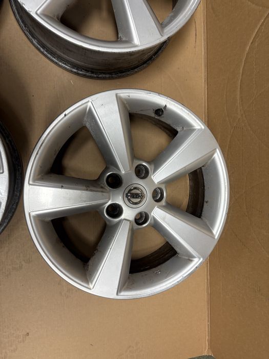 5x114,3 6,5Jx17 ET40 NISSAN felgi aluminiowe Qashqai X-Trail JUKE