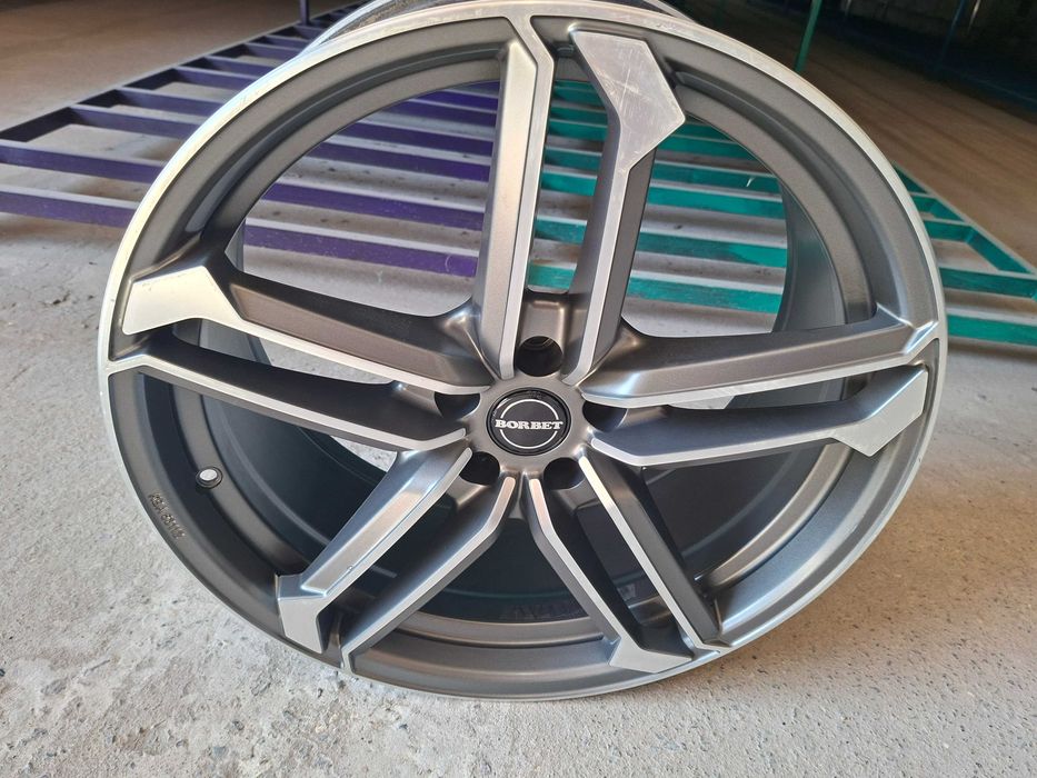 Різноширокі диски Borbet 5/112 R20 8,5J ET30  9,5J ET35.