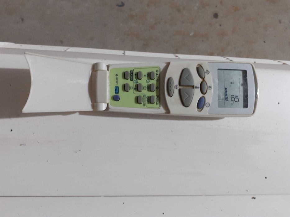 Ar Condicionado LG 12000 BTUs (Carregado + Comando) – 140€