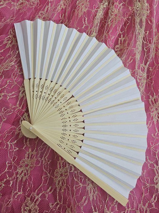 Віяло біле мереживне дерев'яне для фотосесії Весілля танців веер  фото