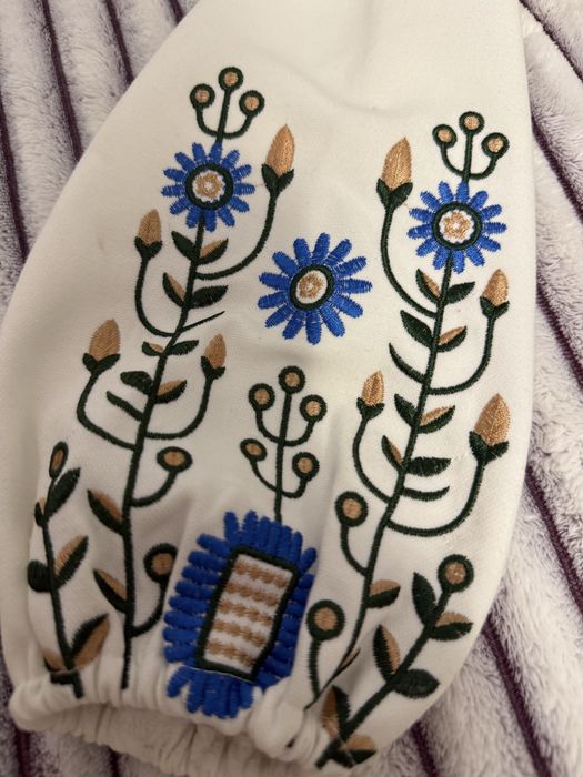 Плаття для дівчинки,вишите плаття ,134см
