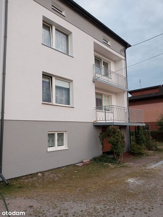 Wolnostojący dom z garażem i ogrodem - Widok 3