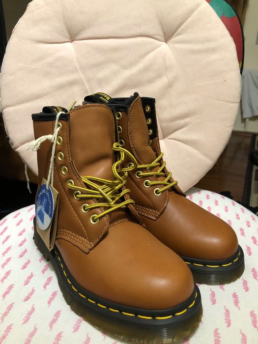 Зимові черевики Dr. Martens з натуральної коричневої шкіри з хутром