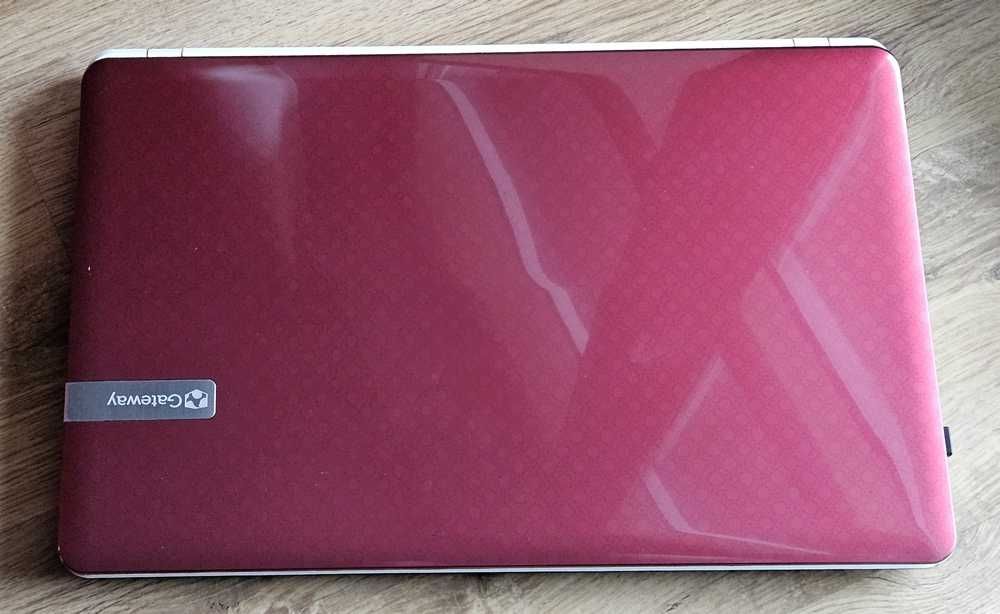 Laptop Gateway NV76R 8GB RAM SSD ekran 17.3"