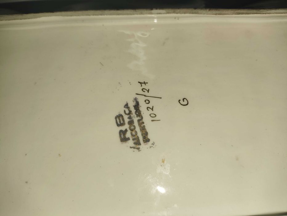 Antiga Travessa para tortas ceramica RB Alcobaça