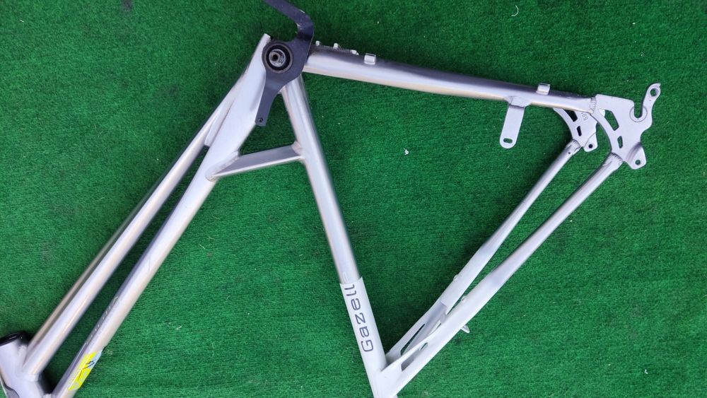 Rama roweru Gazelle Allure 28 cali