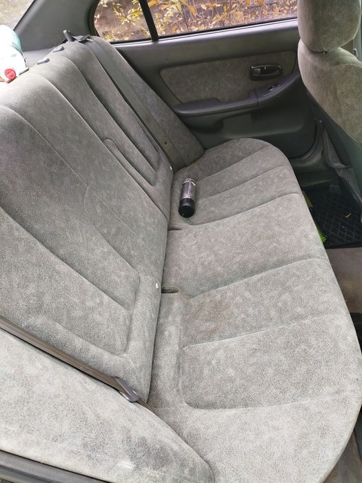 Hyundai Elantra 2001