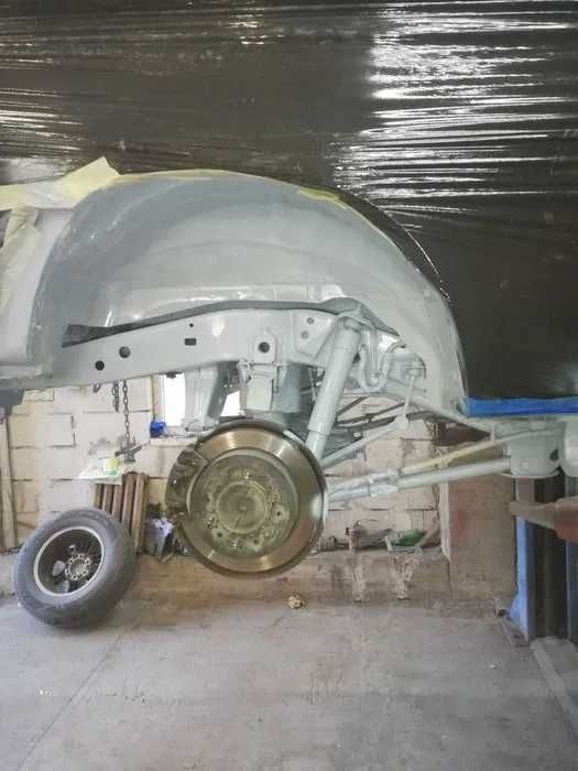 Konserwacja podwozi samochodowych(Auto Naprawa hamulce olej i inne