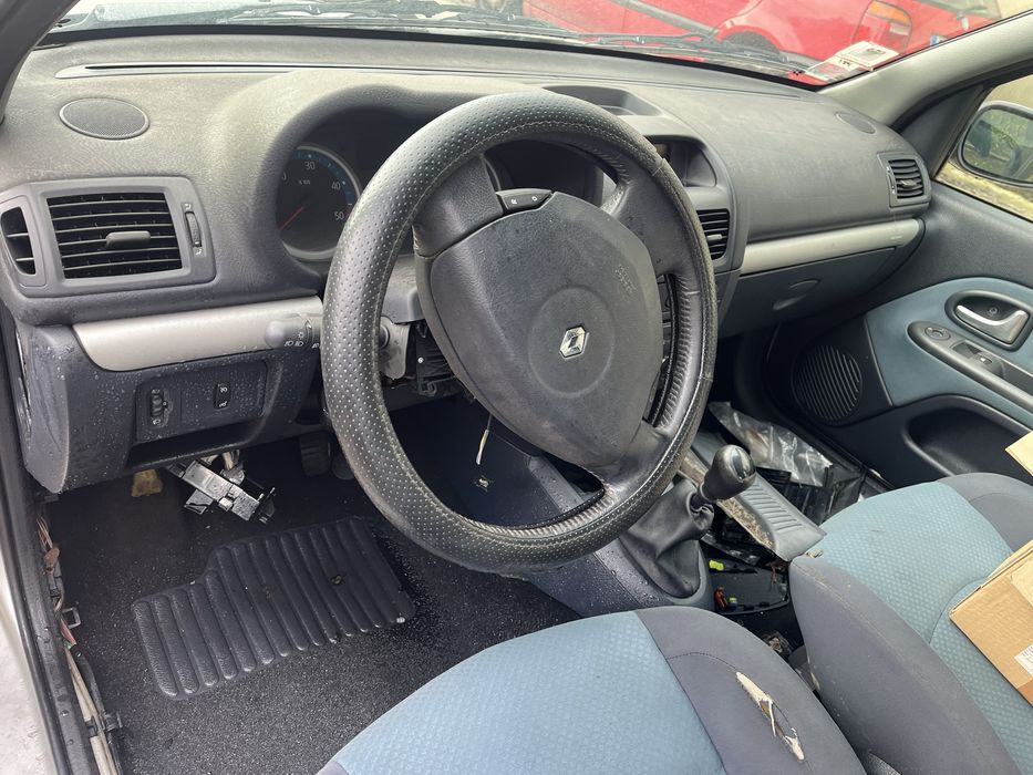 Renault clio 1.5 DCI Ano 2003