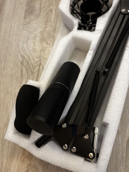 Mikrofon studyjny gamingowy