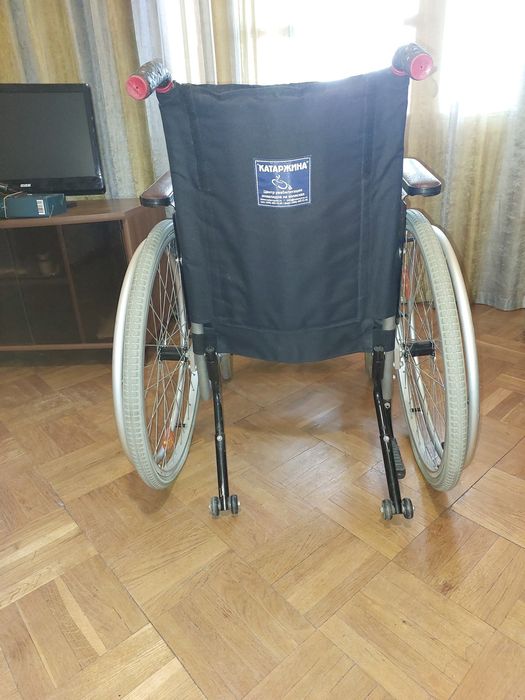 Инвалидная коляска