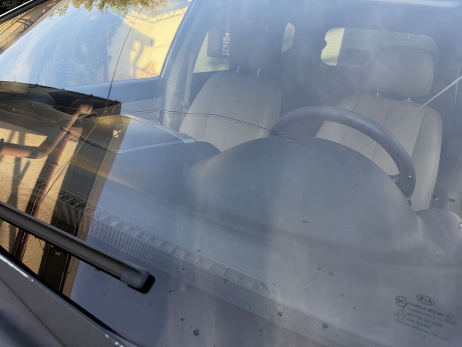 Продам Kia Carens 2009 год 2.0 Бензин Автомат