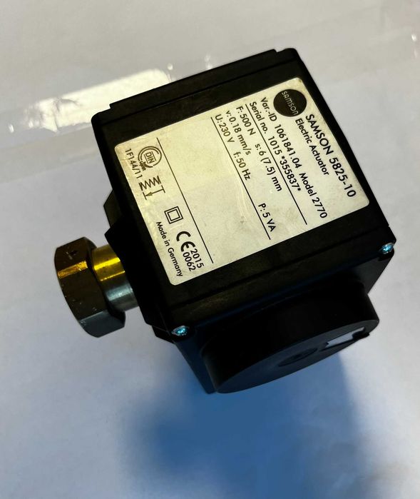 Siłownik SAMSON 5825-10 – siłownik 230V do HVAC/BMS | 100% sprawny